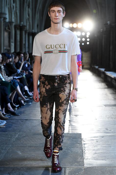 como estampar la playera de gucci